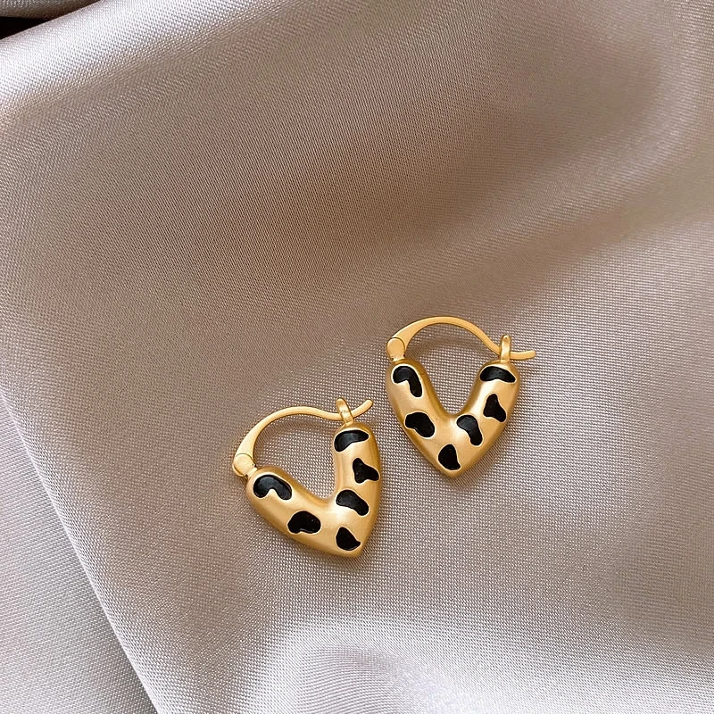铜合金耳饰 秋冬复古豹纹爱心耳扣耳环女高级感耳钉气质精致耳饰