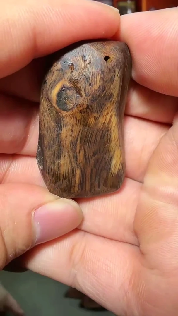 沉香吊坠43号沉水红土12g多样性发一