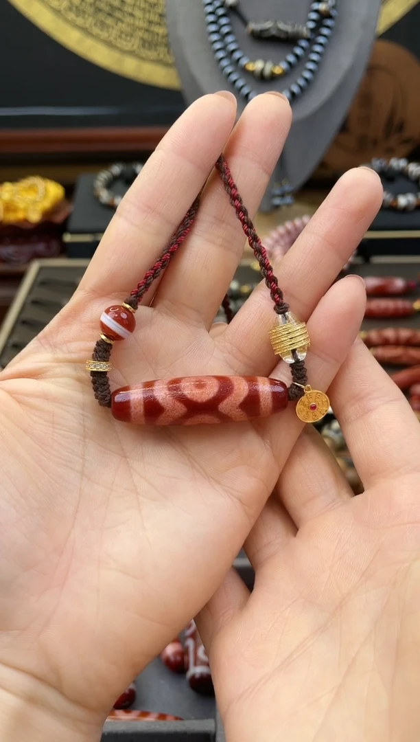 未镶嵌颈饰玛瑙/玉髓美泓精品高油红肉熊猫三眼颈饰