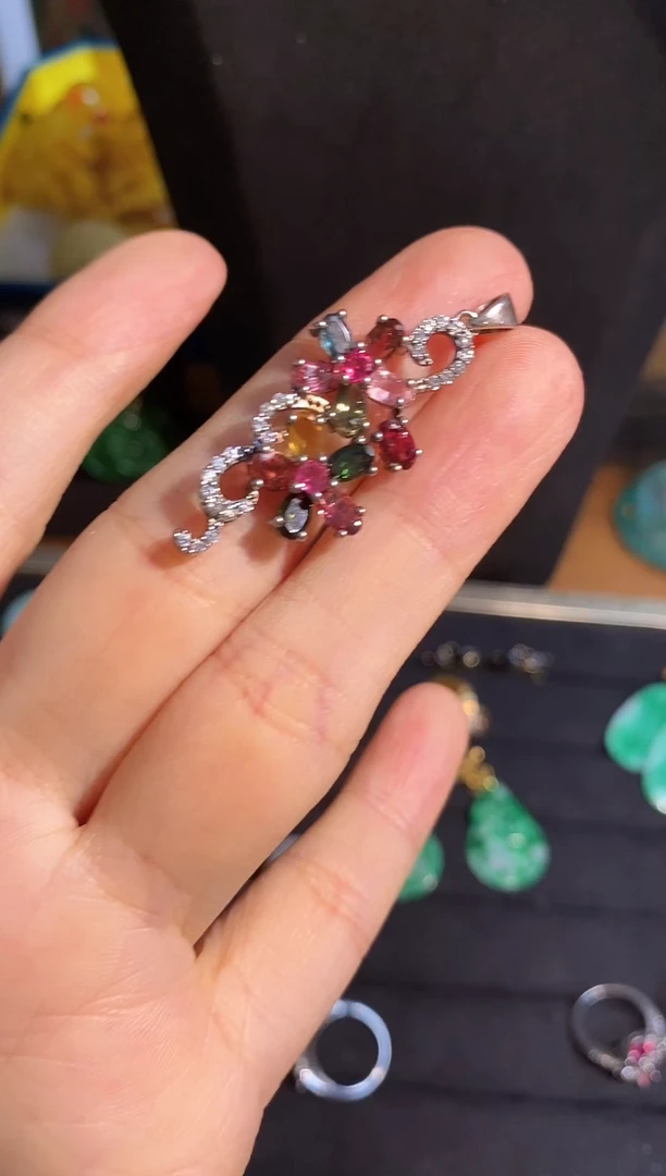 颈饰银S925镶嵌碧玺吊坠