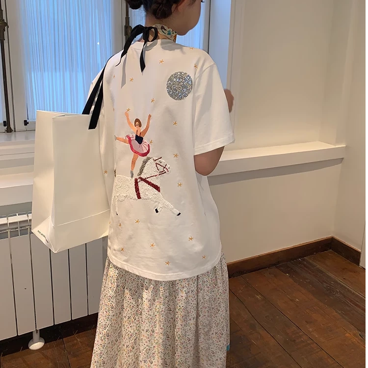 le rouge周美美 趣味鬼马少女芭蕾女孩工艺亮片刺绣短袖T恤