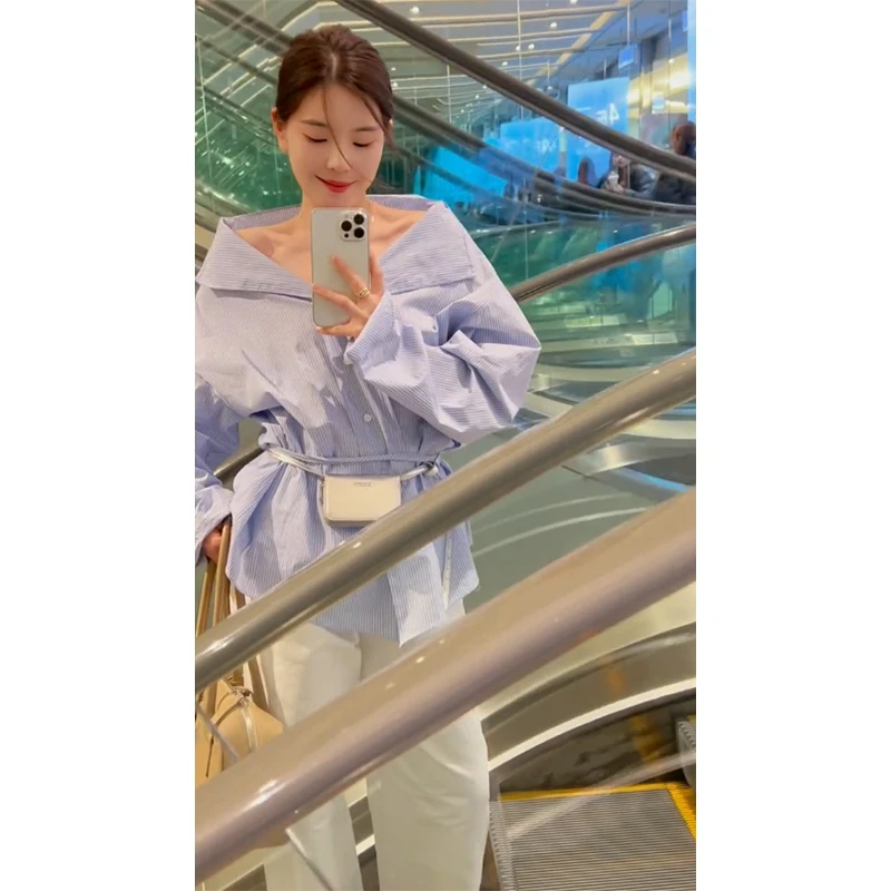2025春季新款甜美气质蓝色宽松长袖衬衫上衣女时尚高腰白色休闲裤