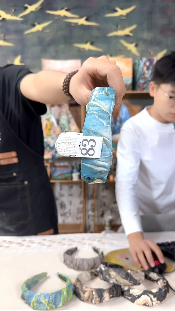 成****2发箍83手工微瑕 不喜勿拍 不退不换