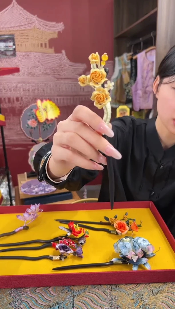 【闪购商品】刺绣非遗绒花（发饰）