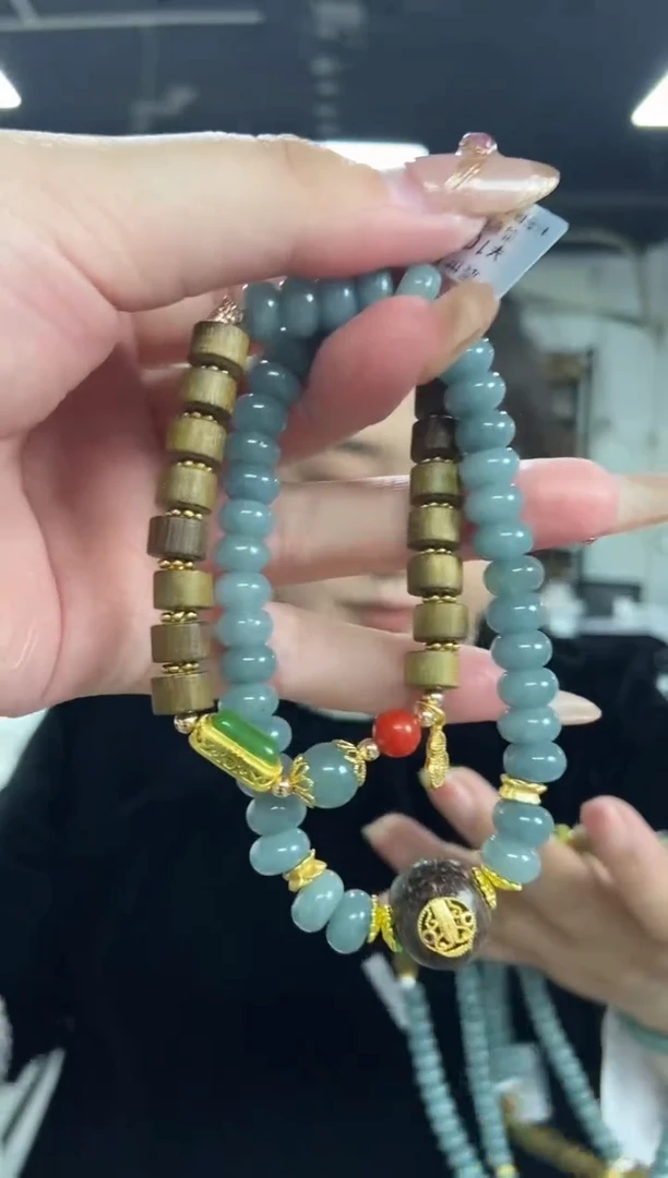 【闪购商品】翡翠手串未镶嵌多样性发其一颜色微差