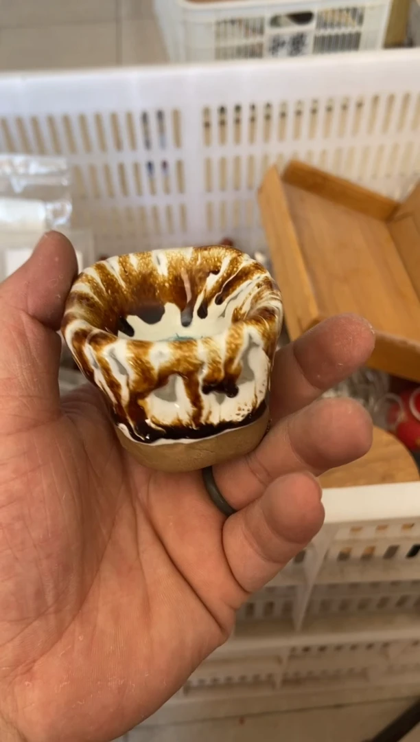 无运费险有瑕疵的摄影的产品有使用过的痕迹有点脏介意勿拍