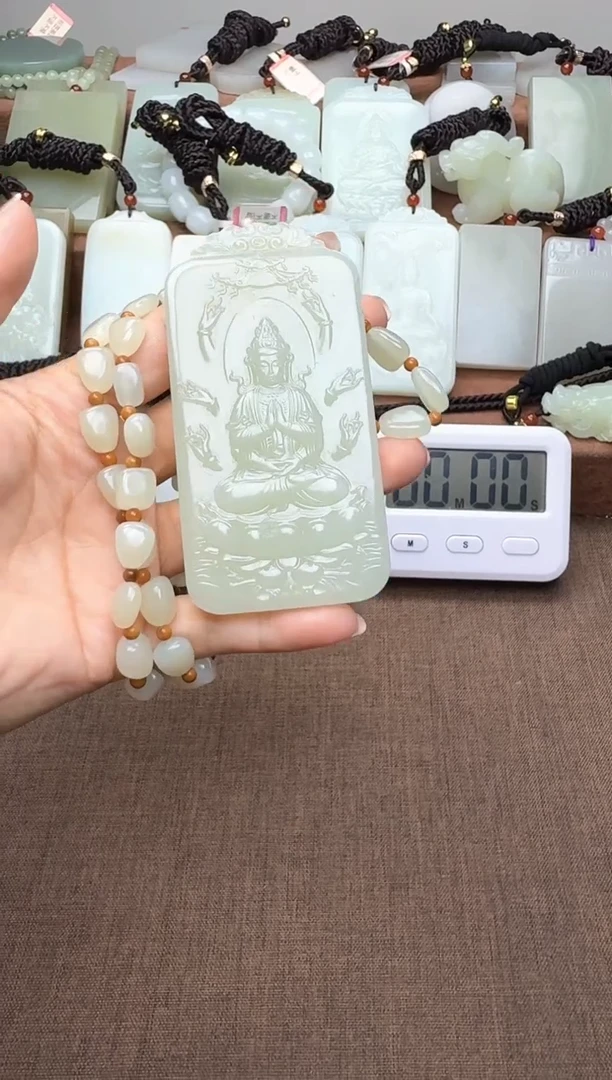 颈饰未镶嵌和田玉1