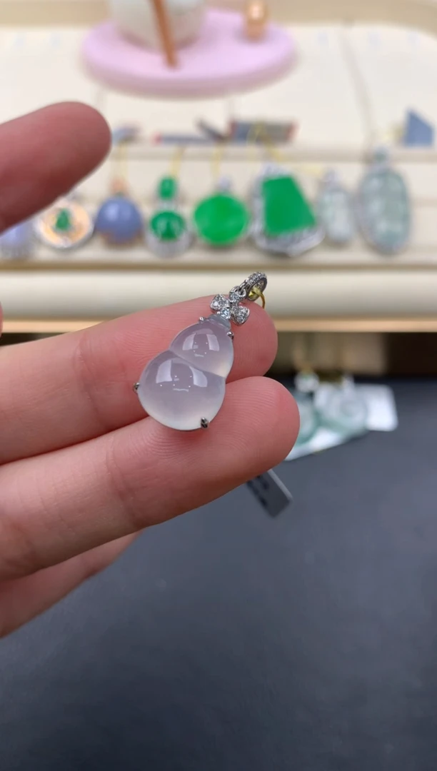 【闪购商品】翡翠颈饰18K金镶嵌Q294      