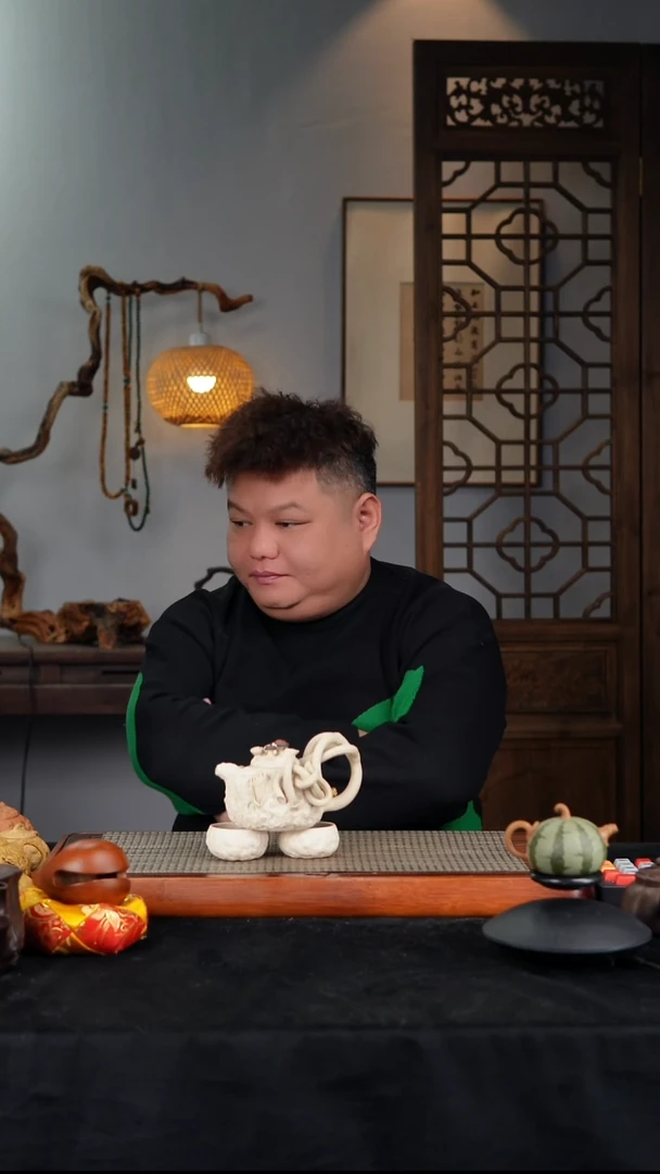 茶壶紫砂原矿白玉段泥树荫供春360cc