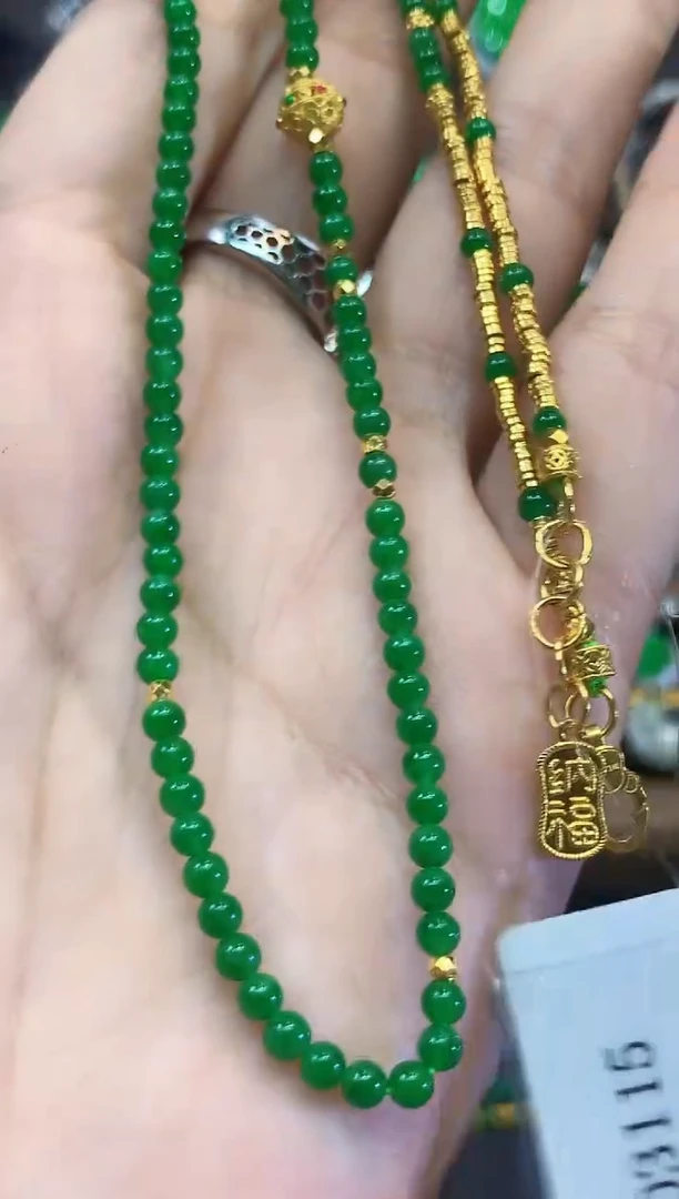 颈饰足金镶嵌翡翠C95  -定制
