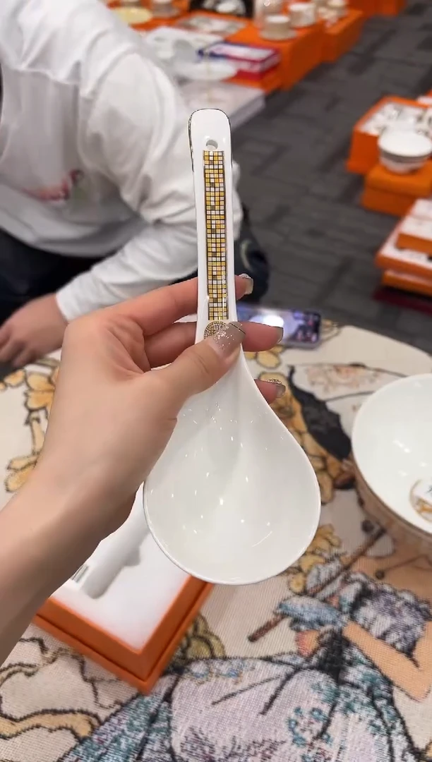 【闪购商品】杯000-------------