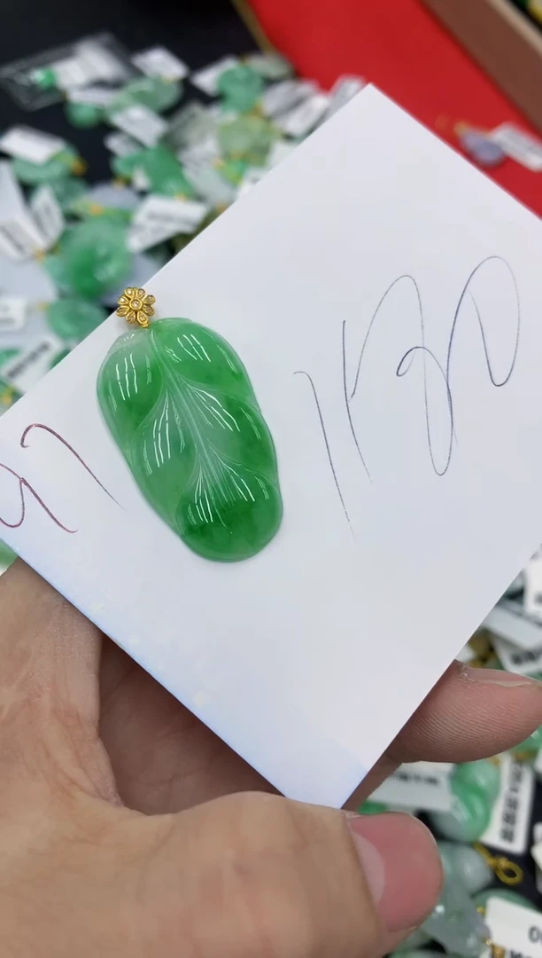 【闪购商品】翡翠颈饰18K金镶嵌1111111111