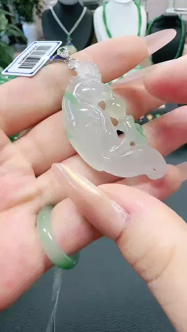 未镶嵌1石英质玉（非洲翠）/6939
