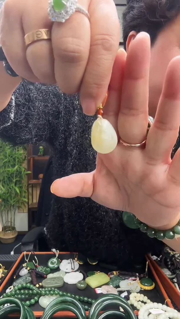 颈饰未镶嵌和田玉多样性发一  22