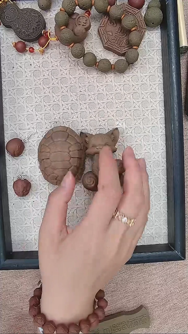 木玫瑰小象 耳饰一对