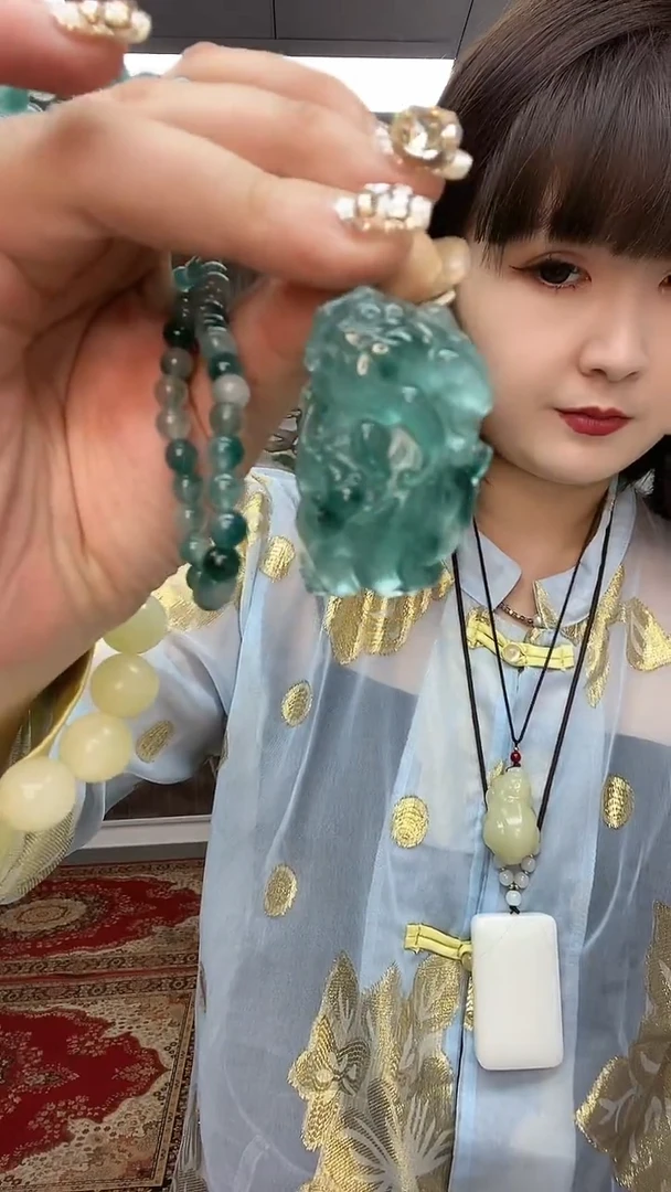 FC百搭气质貔犰吊坠