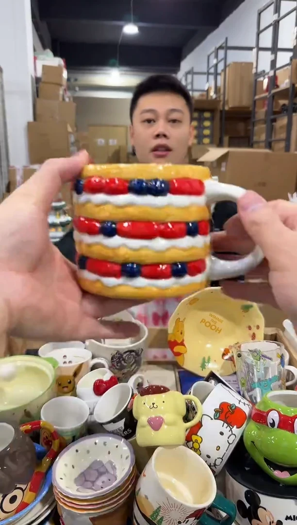 瓷片千层蛋糕水杯