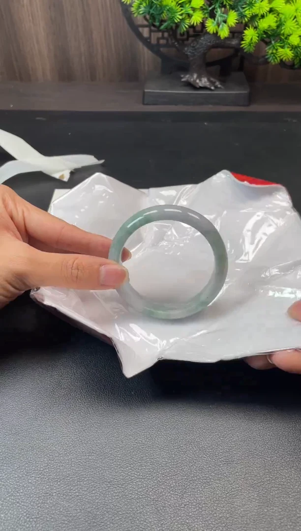 未镶嵌手镯翡翠9920