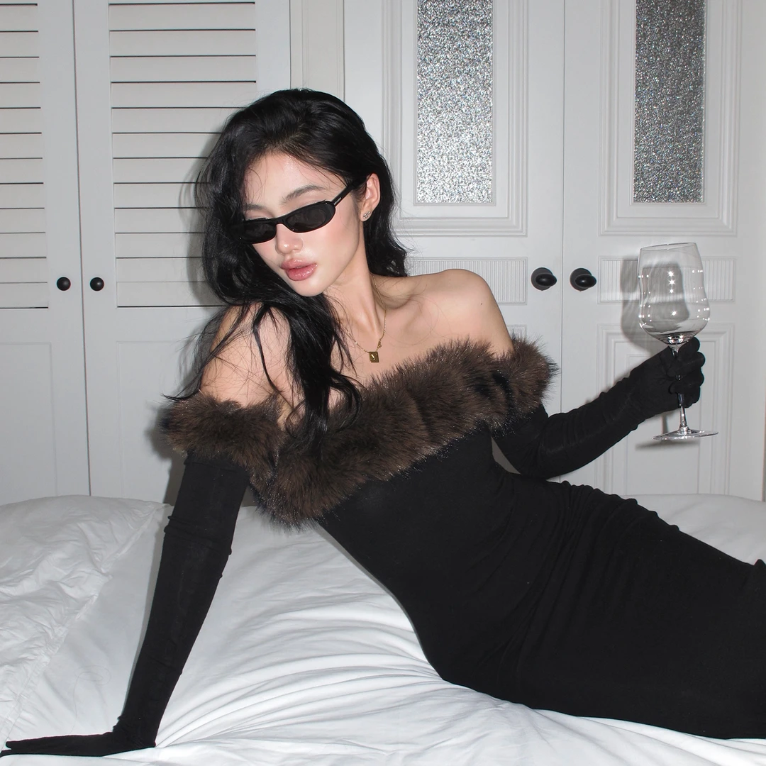 rovente 御辣曲线黑色毛领抹胸连衣裙女长袖修身收腰生日礼服长裙