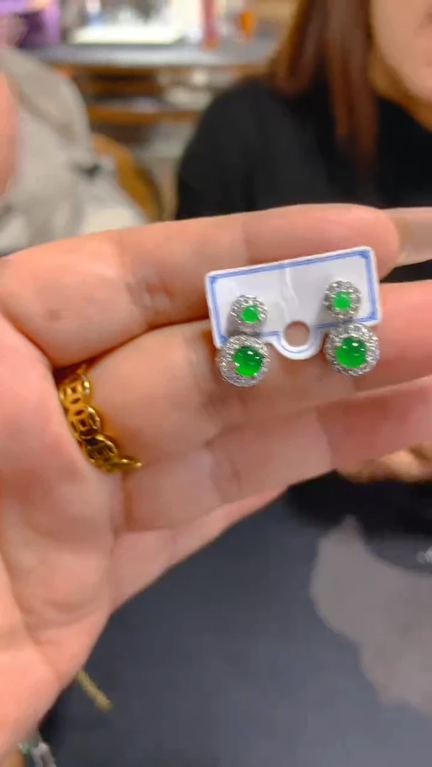 【闪购商品】翡翠耳饰未镶嵌0632198706