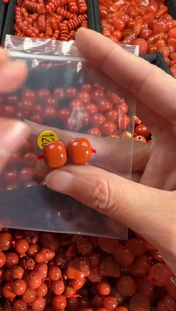 【闪购商品】南红玛瑙颈饰未镶嵌1