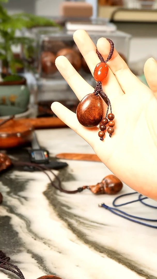 黄花梨/降香黄檀海黄手机吊坠