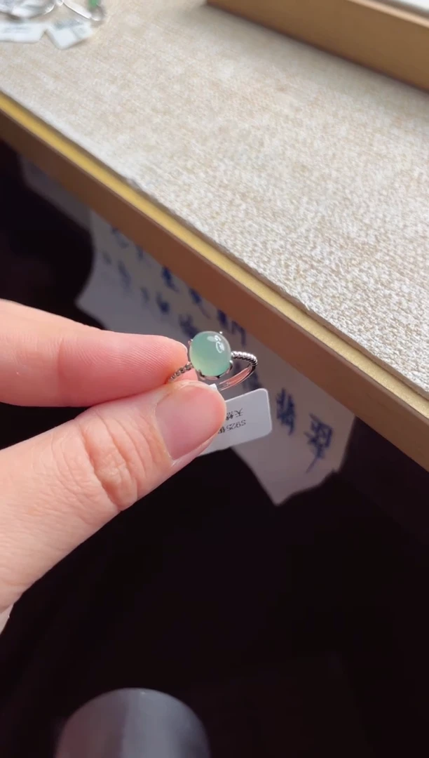 银S925镶嵌戒指翡翠1111