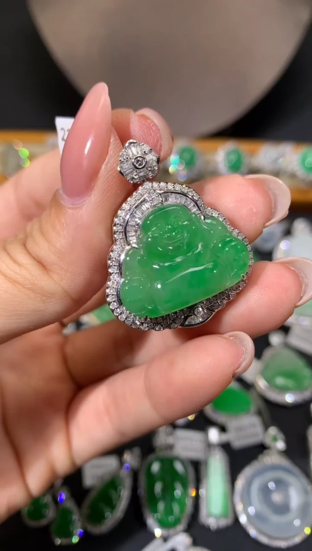 翡翠18K金镶嵌吊坠(不含链)吊坠