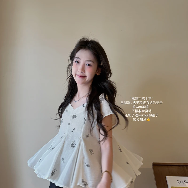 【闵笑一】时令花 小众设计夏季新款简约V领碎花短袖衬衫女上衣