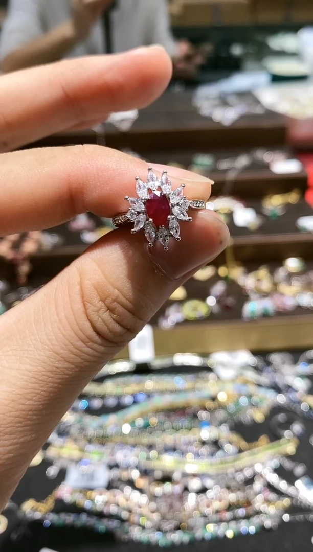 【闪购商品】红宝石戒指银S925镶嵌戒指