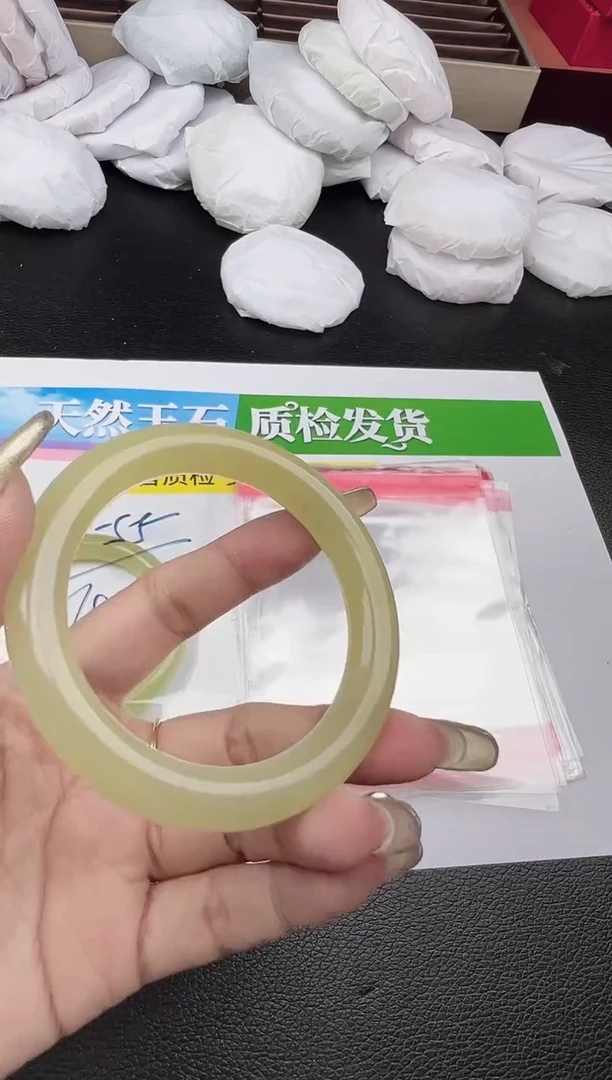 未镶嵌手镯石英质玉圈口 52 53