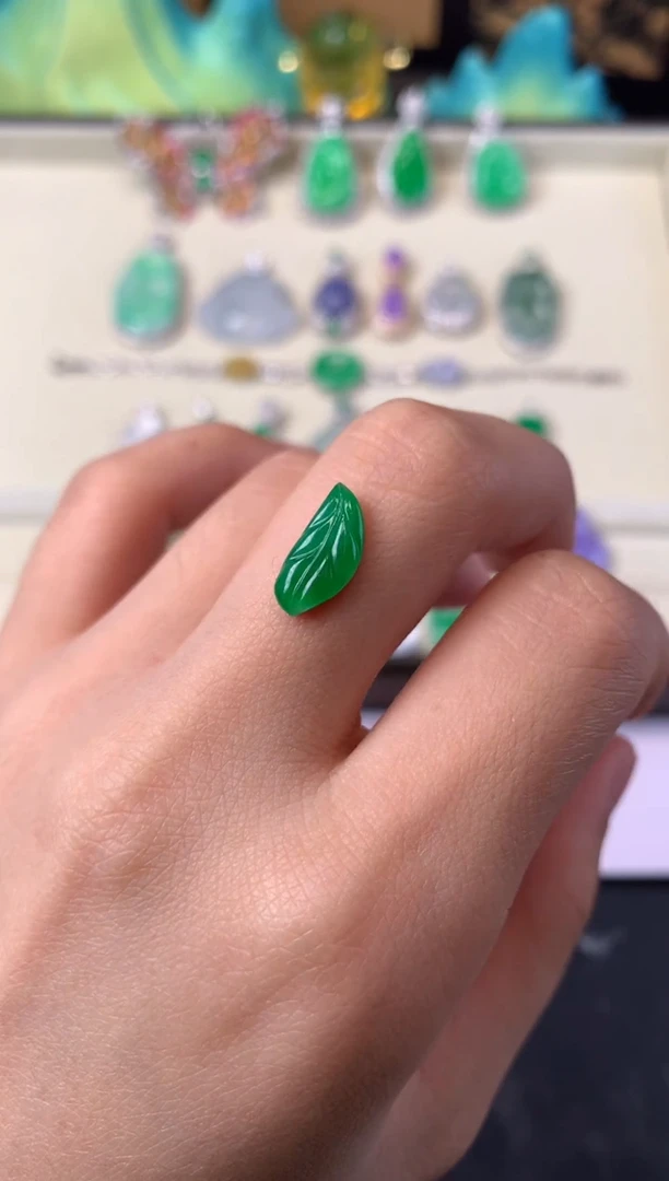 未镶嵌定制翡翠裸石（镶嵌定制）