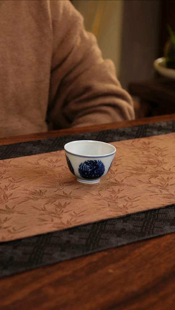 【闪购商品】摆件莹焰堂团凤主人杯