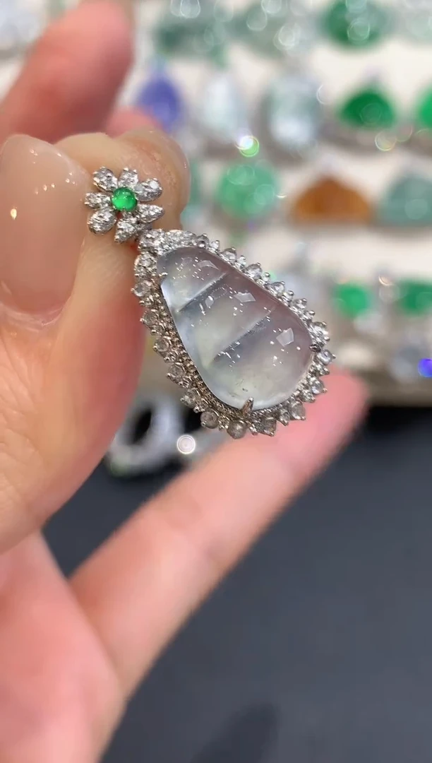 吊坠(不含链)18K金镶嵌翡翠a54