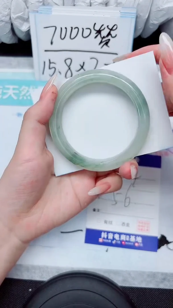 石英质玉手镯未镶嵌104-56