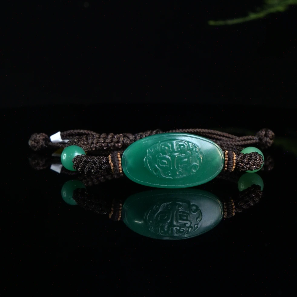 Lot.26.四川雅安绿狴犴博古手串15.8克，2P5