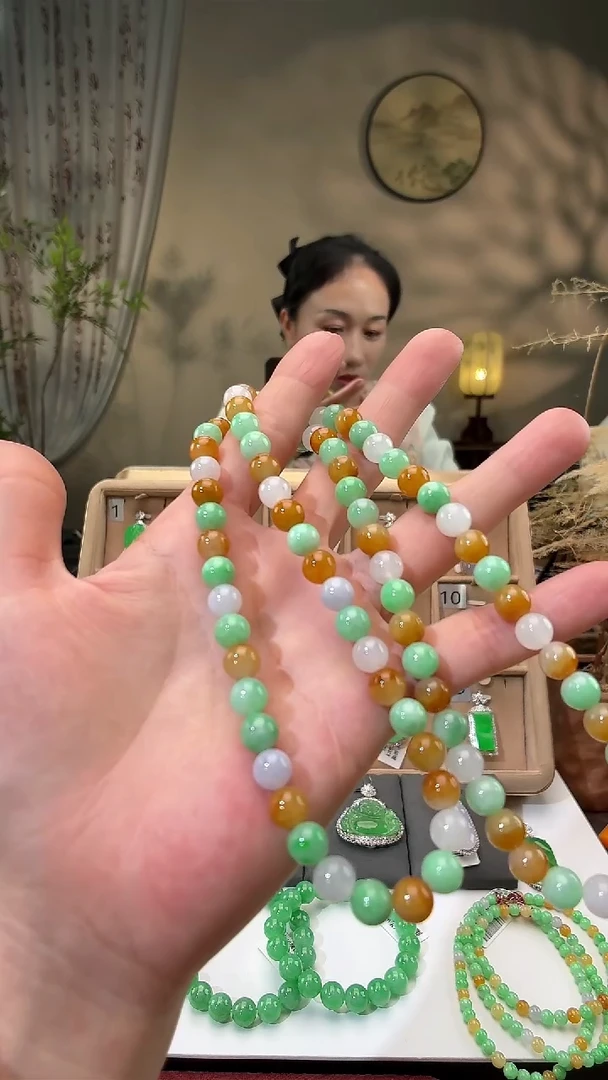 颈饰未镶嵌翡翠珠链
