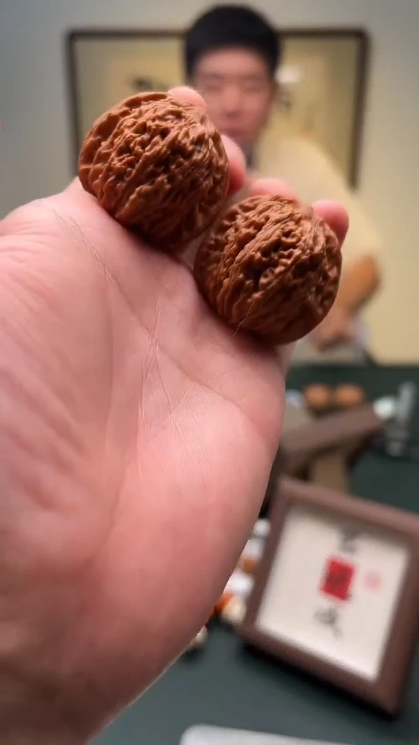 文玩核桃把件36.5mm  四座楼1对 21号