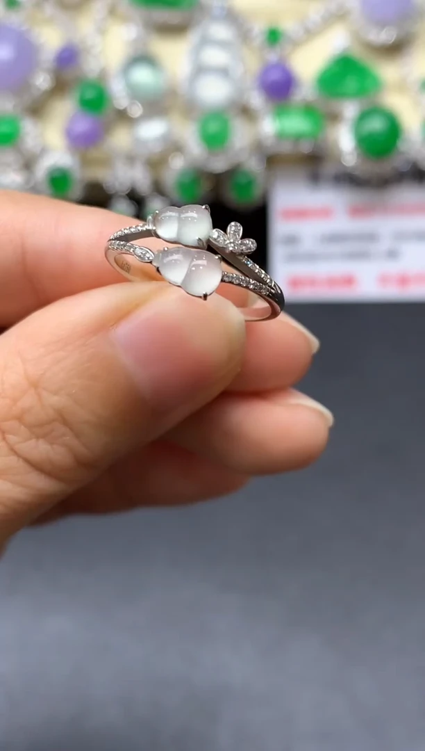 18K金镶嵌戒指翡翠90-中国好珍宝