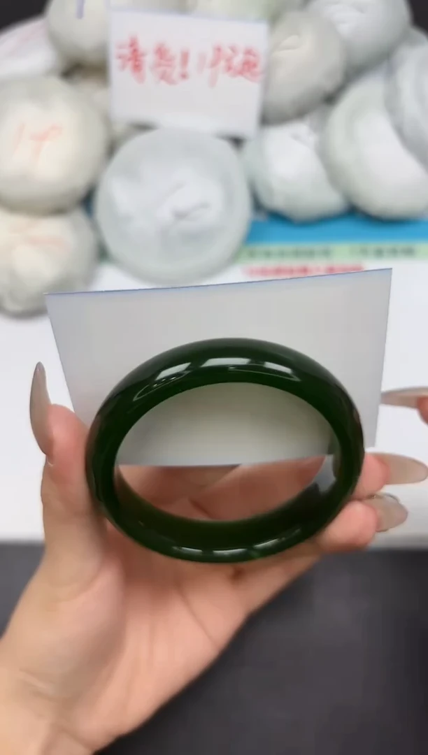 未镶嵌手镯石英质玉246-56.2