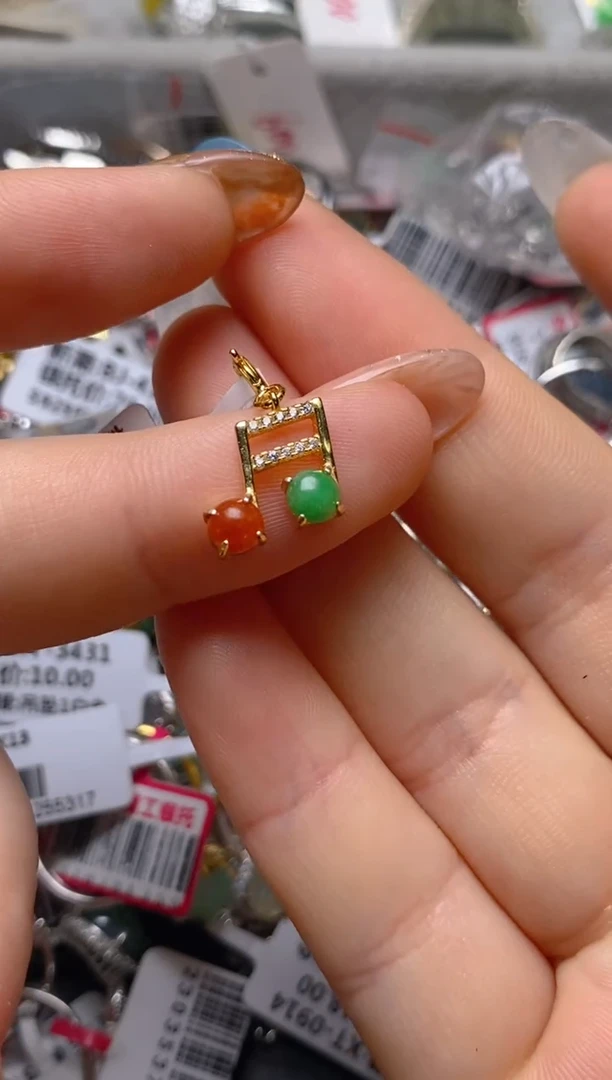 银S925镶嵌戒指翡翠百内无证书