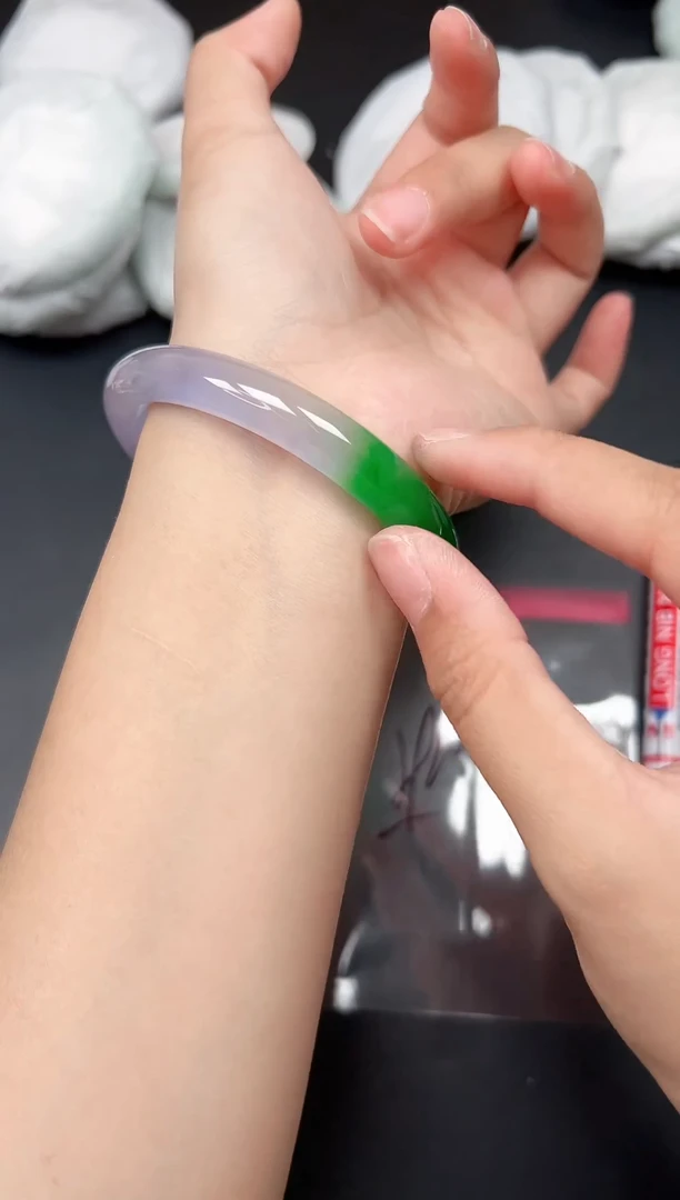 精品手镯，一物一拍C045