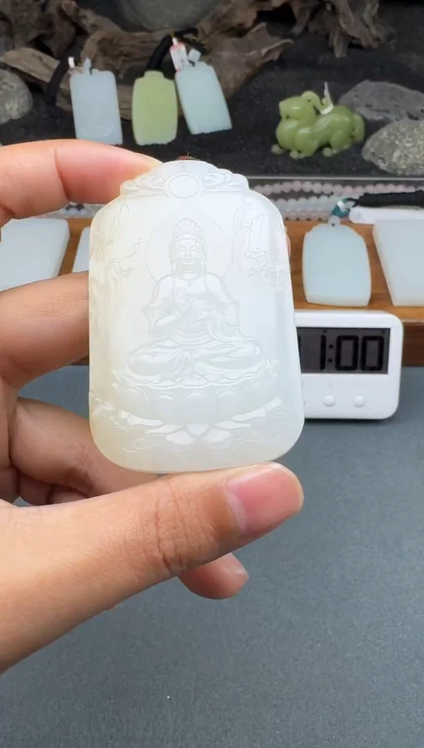 颈饰未镶嵌和田玉1