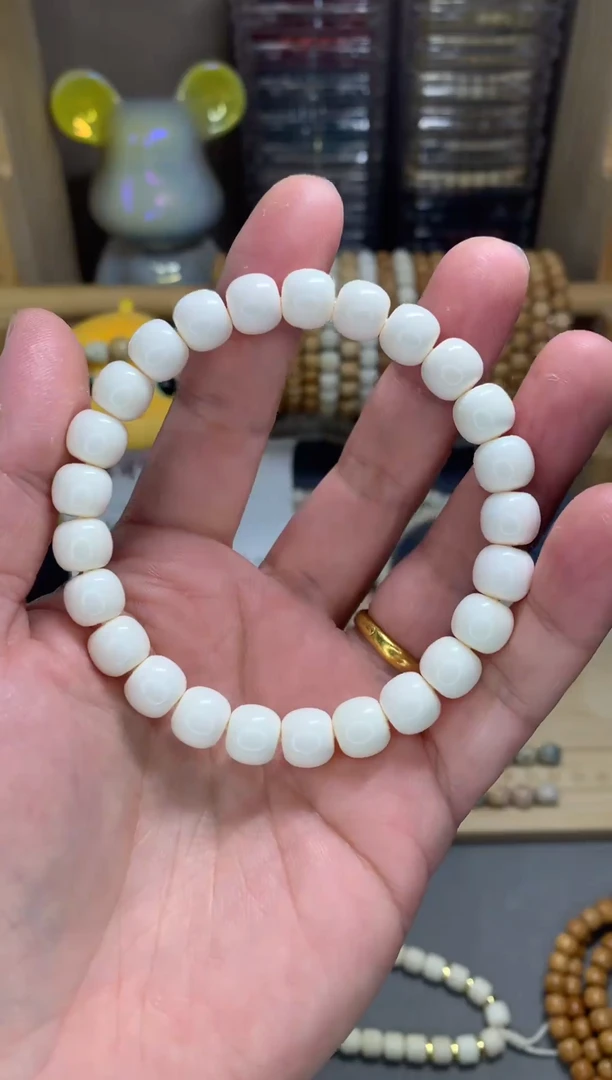 【闪购商品】菩提根/象牙果手串驼骨白料实卡9.2x8.5微微棕老型