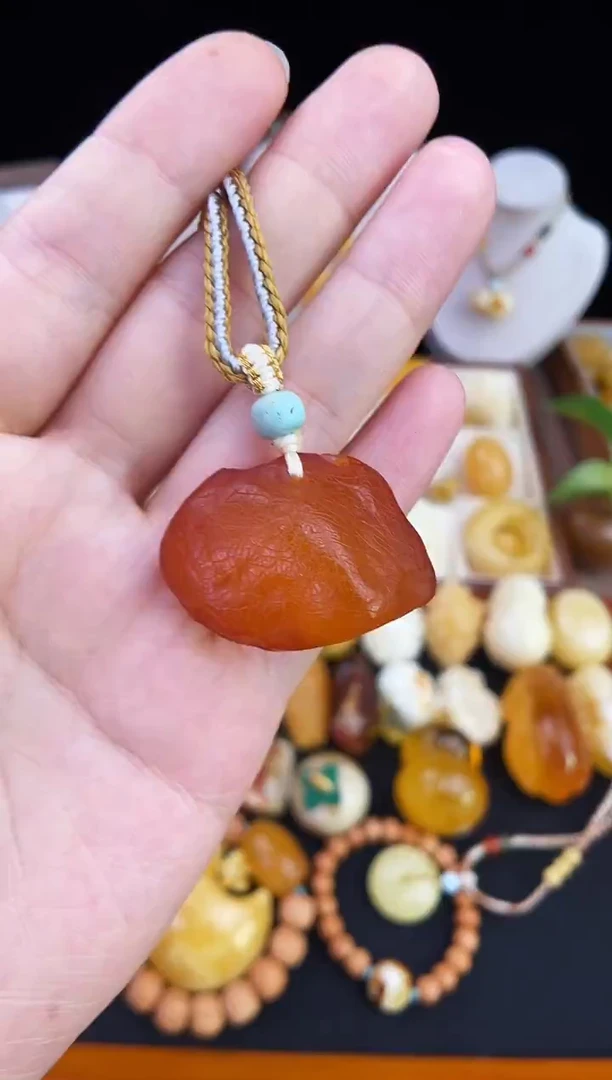 琥珀未镶嵌珠宝奇石柒月