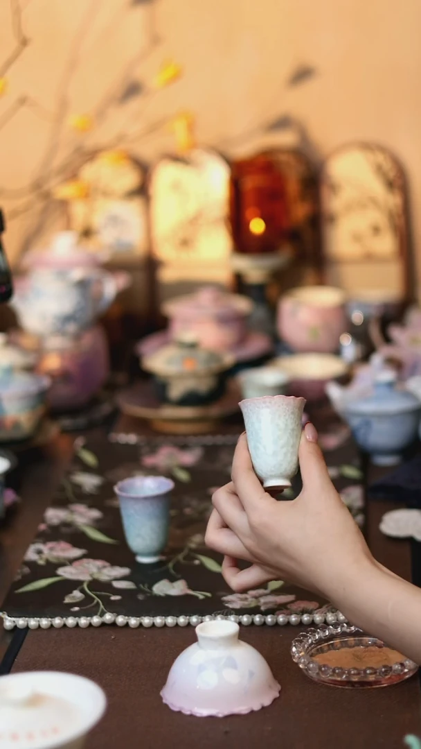 结晶釉粉青聚香杯