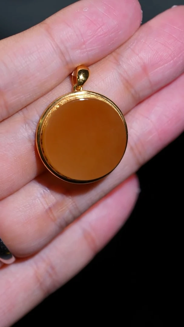 吊坠(不含链)18K金镶嵌和田玉35多样性发一