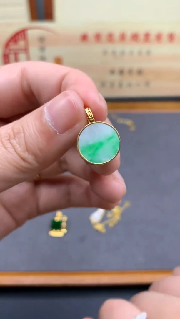 【闪购商品】定制翡翠18K金镶嵌///////////