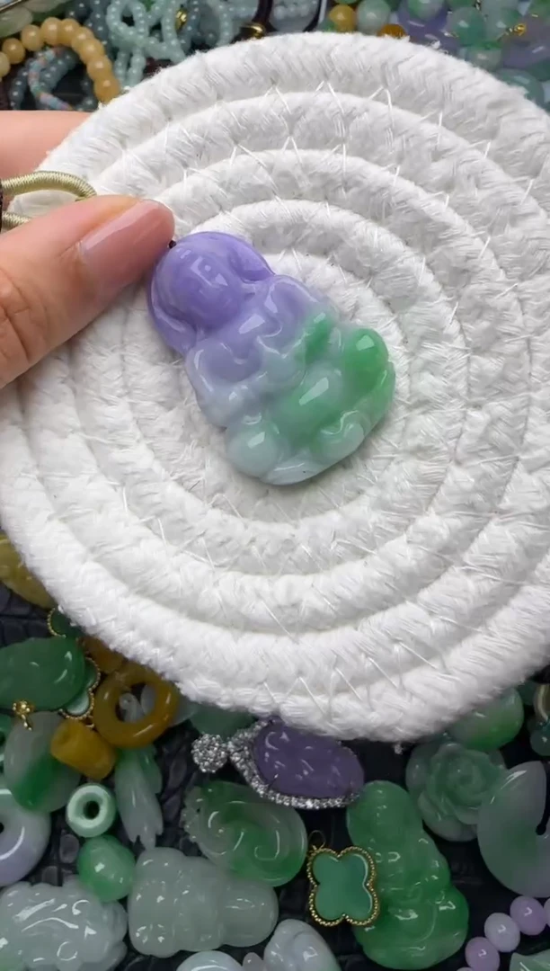 颈饰未镶嵌翡翠缅甸翡翠吊坠