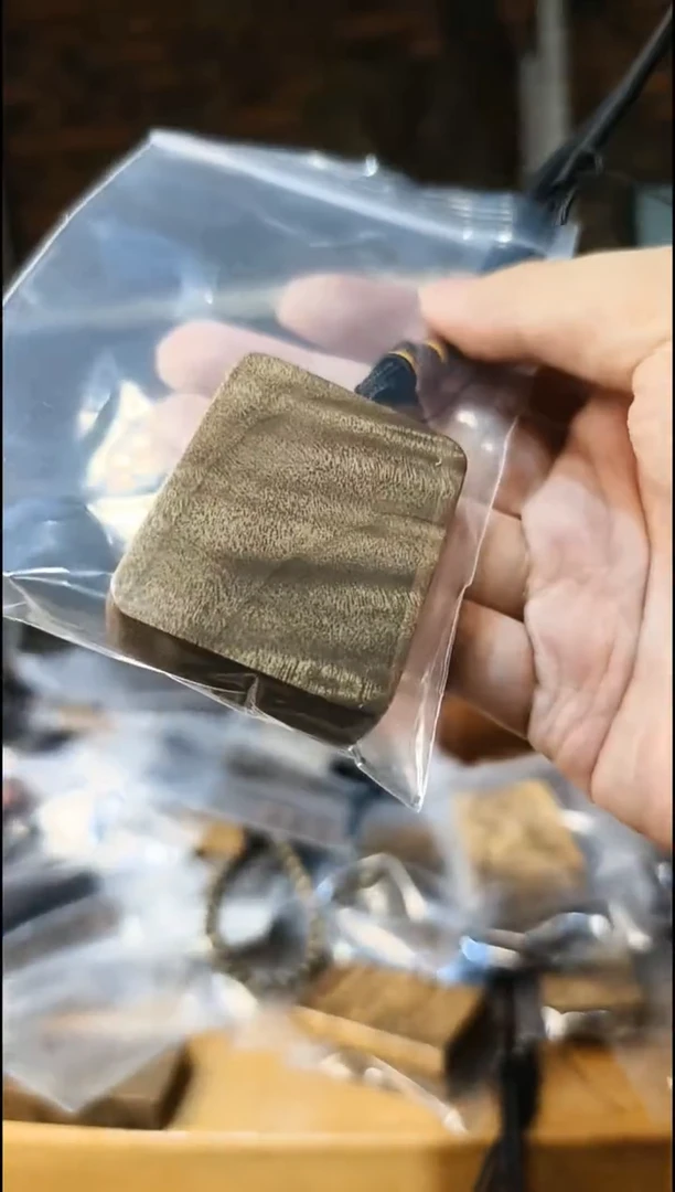 楠木（金丝楠）把件无事牌